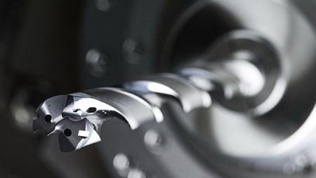 加工深孔的問題和解決方法